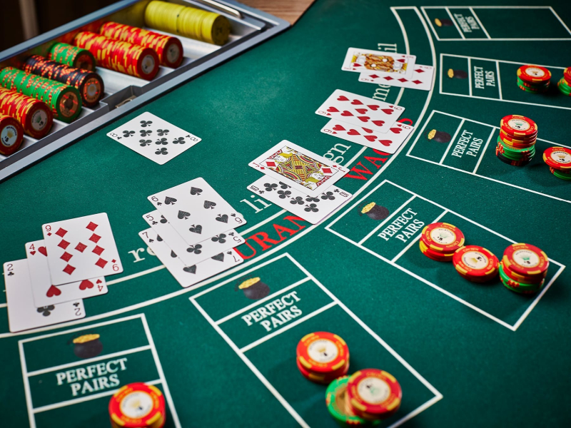 What advantages appeal to roulette bitcoin gambling worldwide?
